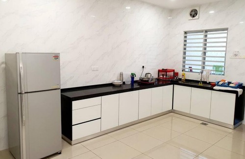 Central Seberang Perai House | JOVIAL COZY&STYLISH 2STORYHOUSE 4ROOM@BMJURU