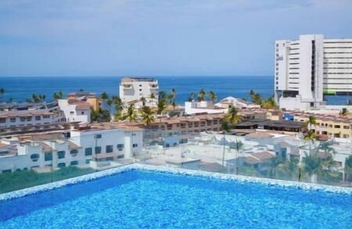 Las Glorias Apartment | Joyful, Trendy, Ideally Locatednn