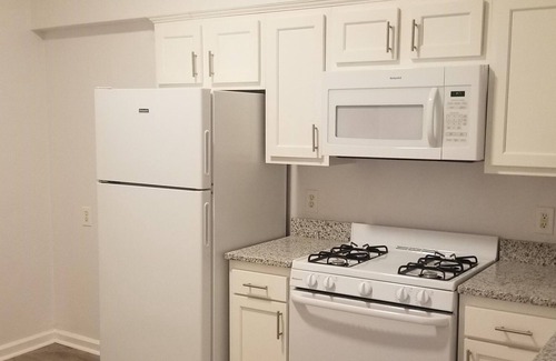 Hyde Square House | JP Renovated 2-3 Bedroom unit close to downtown Boston and hospitals
