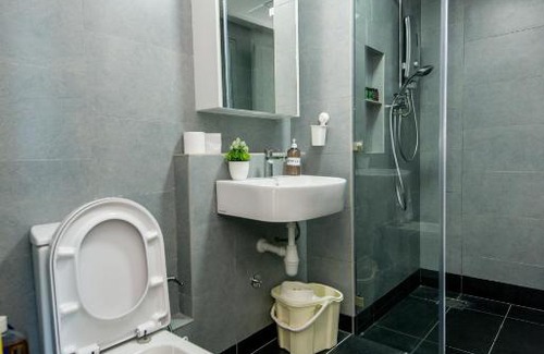 Downtown Kota Kinabalu Apartment | JQ T21 SUNSET SEAVIEW HOMESTAY Suria Gaya Street SICC