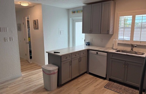 Siesta Key Apartment | JR 42 · Jamaica Royale #42- 3 Heated Pools On The Beach!