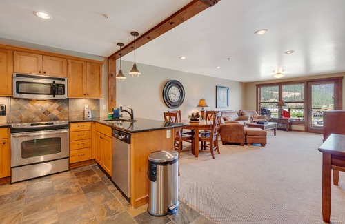 Kellogg Condo | Jr. Penthouse at Silver Mountain