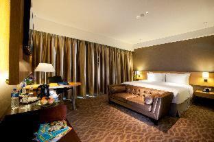 Kuningan Hotel | JS Luwansa Hotel & Convention Center