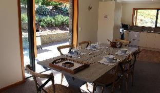 Gibbston House | Judge & Jury Farm Retreat
