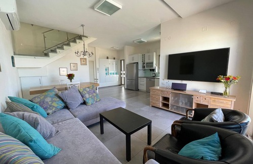 Elqosh Apartment | Judith's Beach House