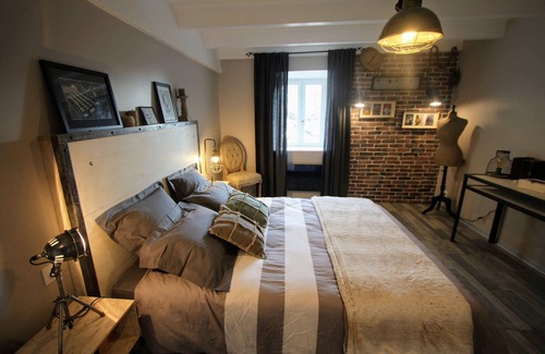 Saulxures-sur-Moselotte Bed & Breakfast | Jules Verne - Charming double guest room