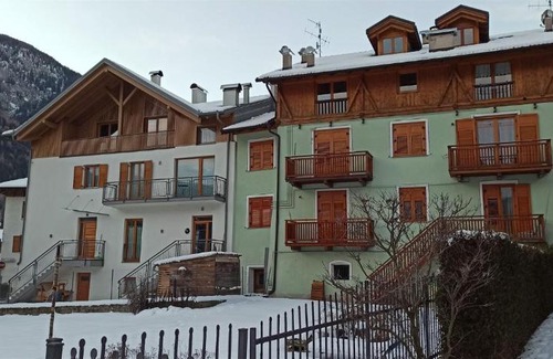Croviana Apartment | Juli Richi apartment