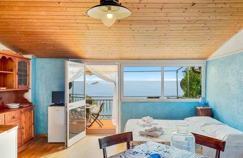 La Spezia Apartment | Julia House, TerreMarine
