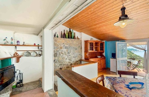 La Spezia Apartment | Julia House, TerreMarine