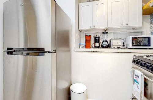 Uptown - Upper Duval House | Julia Whitehead Guest Suites