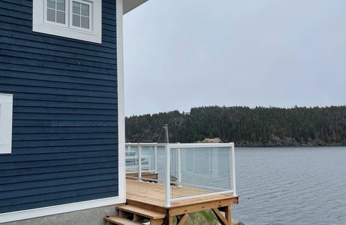 Newfoundland House | Julia’s Landing - 10km from Twillingate