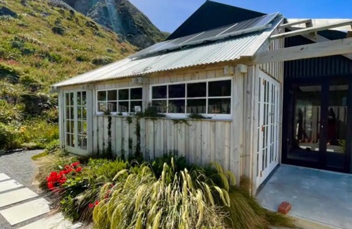 Wellington House | Juliet’s beachfront bach on Wellington’s wild south coast