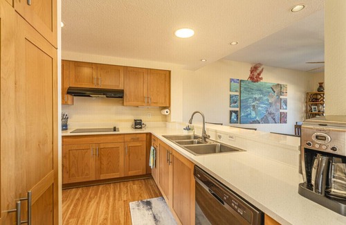 Kahaluu-Keauhou Condo | July Sale! Spectacular 1 bedroom Ocean View Condo!