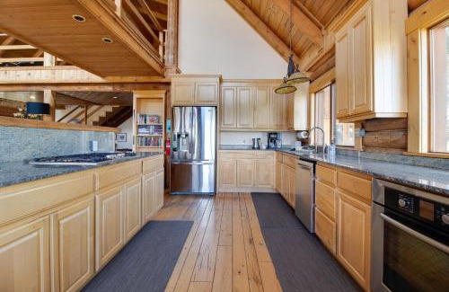 Sisters House | Jumping Juniper Ranch Main House