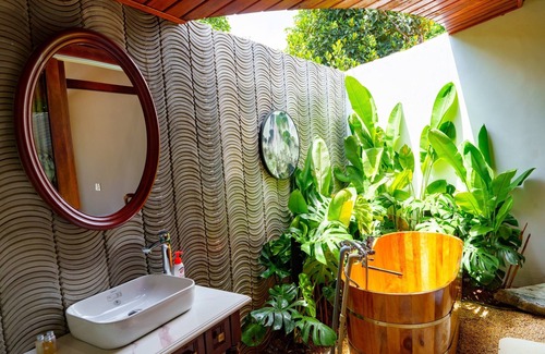 Buon Ma Thuot Hotel | Jun's Home