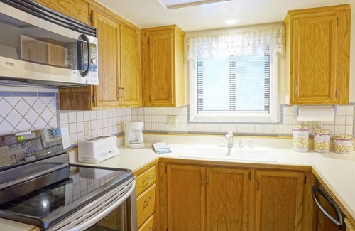June Lake Condo | June Lake Interlaken 12 Cozy, Spacious