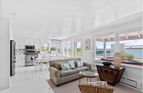Brant Point Cottage | June on Nantucket Harbor, Easton St. 5 bedrooms