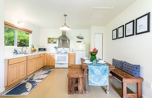 Keaau House | Jungle Estate - 3 Cottages, 1.5 Acres and a POOL Sleeps 9
