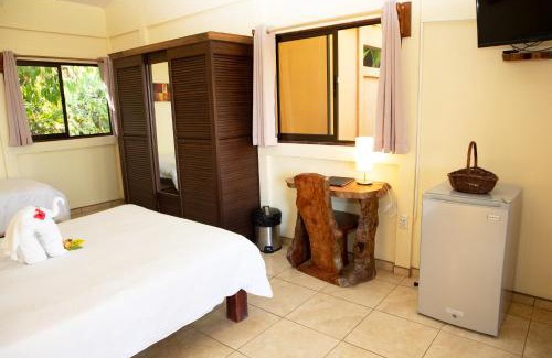 Cabuya Hotel | Jungle Lodge at Wild Sun Rescue Center