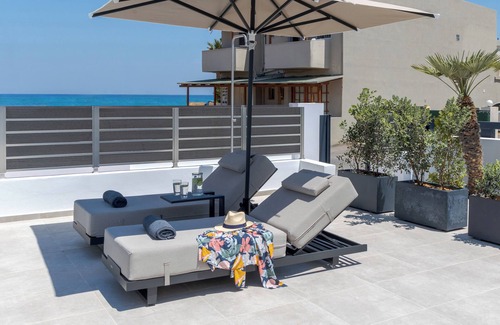 Kato Gouves Apartment | Junior Suite Private Pool.n Stylish Retreat in the Heart of Gouves