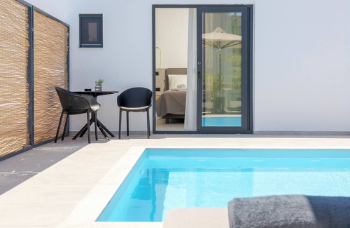 Kato Gouves Apartment | Junior Suite Private Pool.n Stylish Retreat in the Heart of Gouves