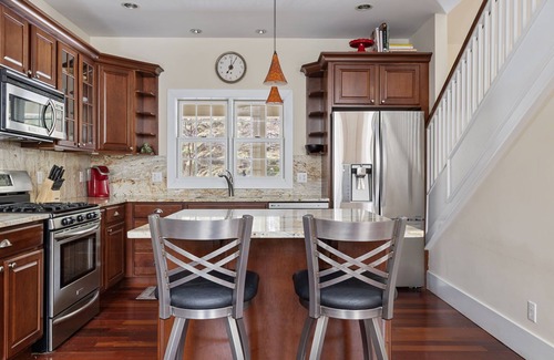 Shorewood-Tower Hills-Harbert House | Juniper Presents: Harbor Ctry-Gorgeous Cape Cod Home-1.7 wooded acres w/hot tub