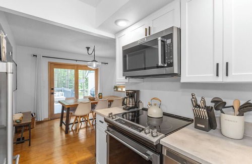 Shorewood-Tower Hills-Harbert House | Juniper Presents: La Maison du Lac: Hot Tub + Fire Pit Near Dunes