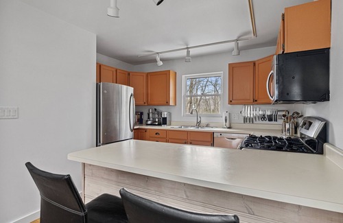 Harbert House | Juniper Presents: Serenity & Splendor, Wooded 2-Acre Paradise, Pool-Yoga Retreat