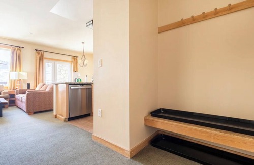 Mammoth Lakes Condo | Juniper Springs Lodge #110 ski in ski out condo with Resort Access