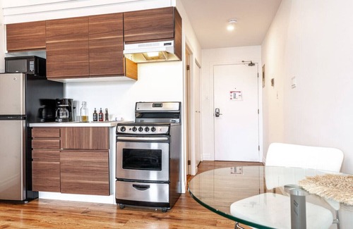 Stratford Apartment | Juno Lofts: The Botanists Studio