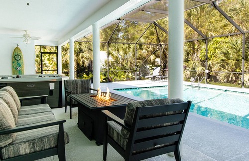 Jupiter Farms House | Jupiter. 2.5 serene and private acres. Surrounded by tropical landscaping.