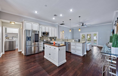 North Palm Beach Heights House | Jupiter Gem: 3-BR Home with Private Pool. Ideal for Year-Round Comfort !