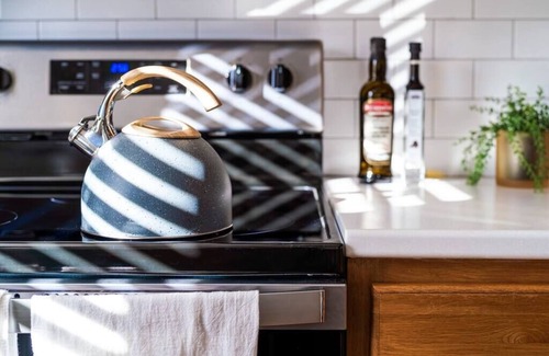 North Chattanooga House | Just 2 Miles To Downtown! Grill | Firepit | 4K TV