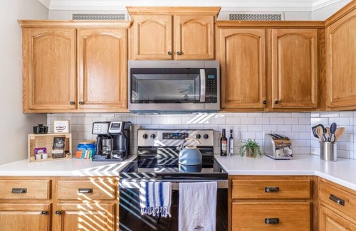 North Chattanooga House | Just 2 Miles To Downtown! Grill | Firepit | 4K TV