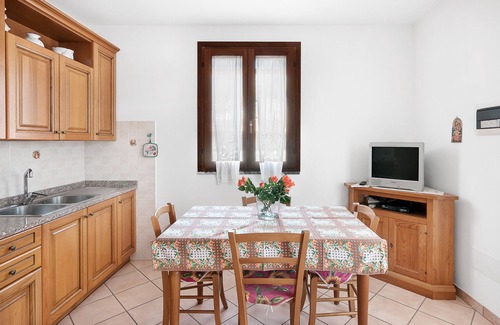 Marina di Campo Apartment | Just 500 m from the sandy beach - Primula 2
