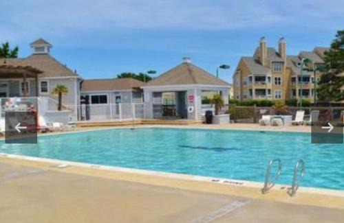 Manteo House | Just Another Day in Paradise