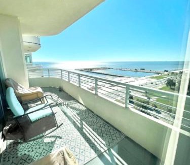Biloxi Apartment | Just Beachy Get-away