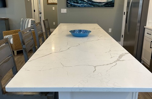 Corolla Condo | Just Beachy! Short Walk To The Beach
