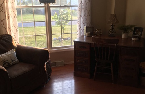 Saratoga Springs House | Just Five Miles From Saratoga Racetrack and 15 miles to Lake George, Glens Falls