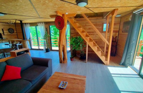 Sauliac-sur-Cele Ski Chalet | Just for you