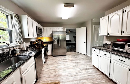 Bumpass House | Just Lake 'N' It - Waterfront Retreat at Lake Anna