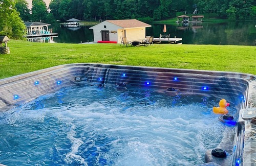 Bumpass House | Just Lake 'N' It - Waterfront Retreat at Lake Anna