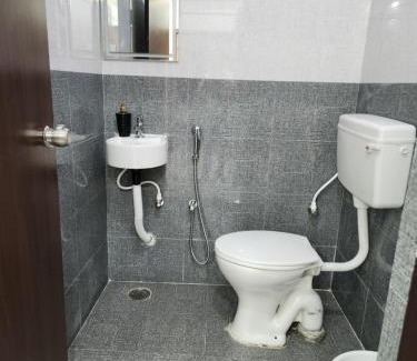 Kondapur Apartment | Just Launched Cute Studio 2 BHK Flats in Kondapur Near Botanical Garden & Sarath City Capital Mall