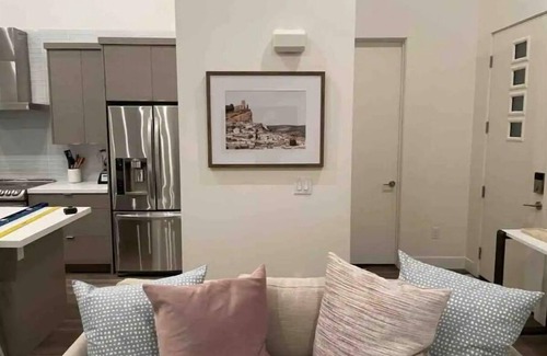 Bluffdale House | Just Listed! 4 Bed Lux Modern Rambler, Ultra Clean, Office, Centrally located!