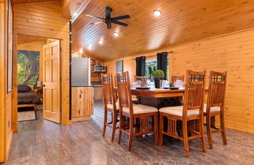 Interlochen House | Just outside Traverse City Hot Tub King Bed Fire Place Full Kitchen PET Friendly
