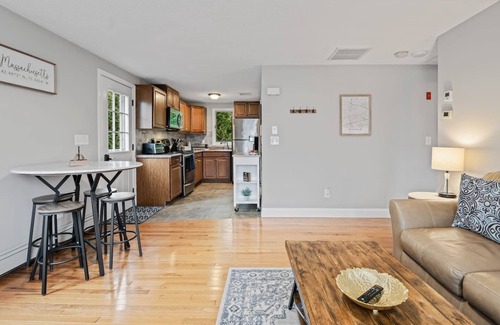 Piety Corner Apartment | Just Renovated, Private & Quiet 2 Bedroom Unit