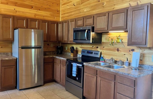 Slade Cabin | Just Right | RRG | Discounted Rates