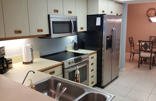 Laurel Condo | Just South of Sarasota Gorgeous Waterfront Condo 2 Bedrooms, 2 Baths.