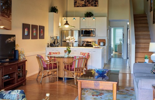 Kihei Condo | Just Steps to Kamaole III Beach!
