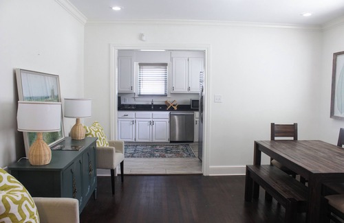 Greer House | Just updated! Downtown Greer house. Walk to downtown shops. Fenced in backyard